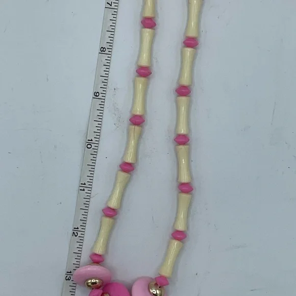 “MCM PINK BEADED VINTAGE NECKLACE” Costume Jewelry. - Picture 9 of 13